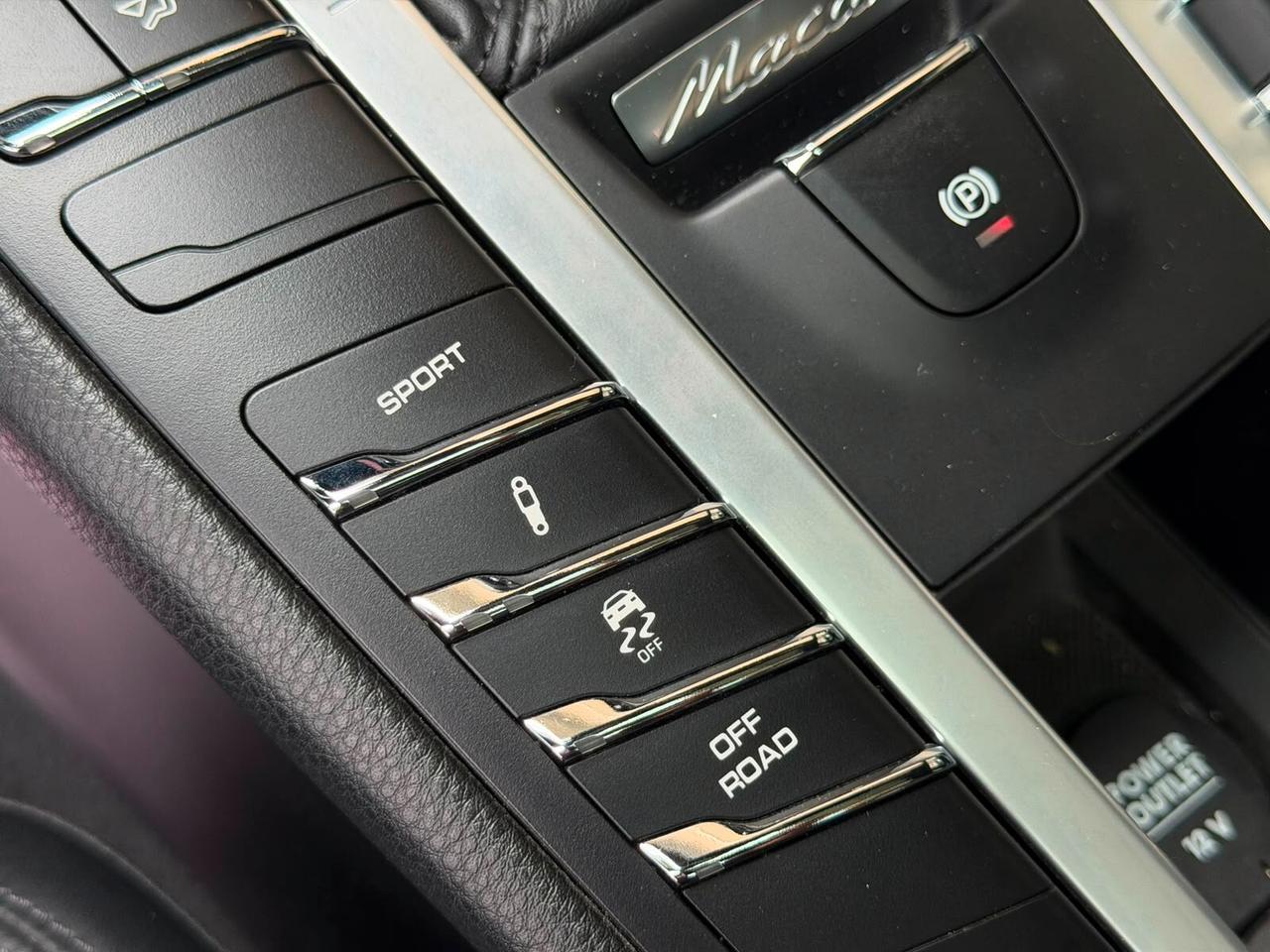 Porsche Macan 2.0 245CV