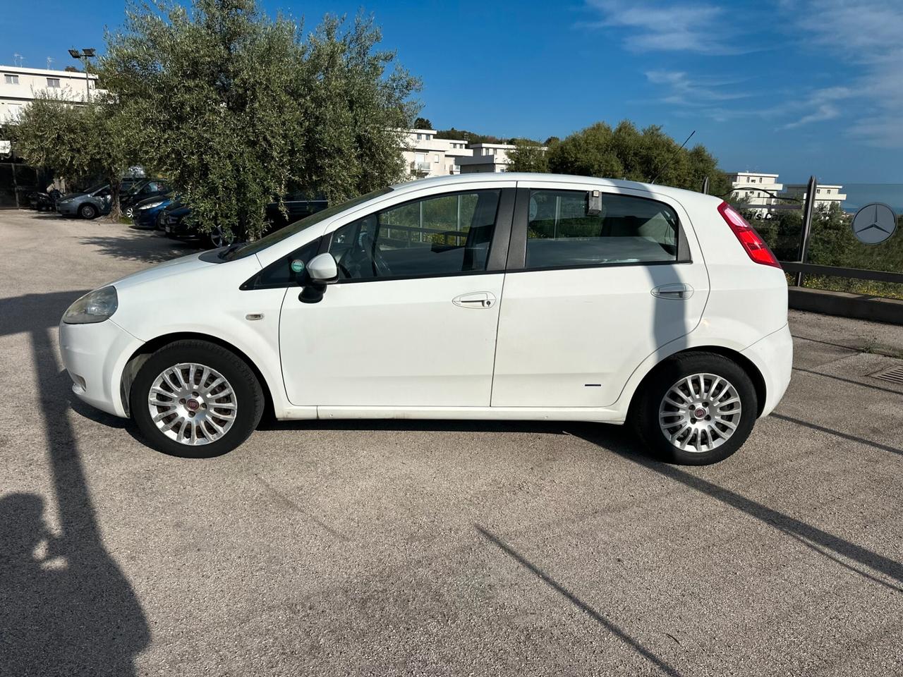 Fiat Grande Punto 1.3 MJT 75 CV 5 porte Dynamic