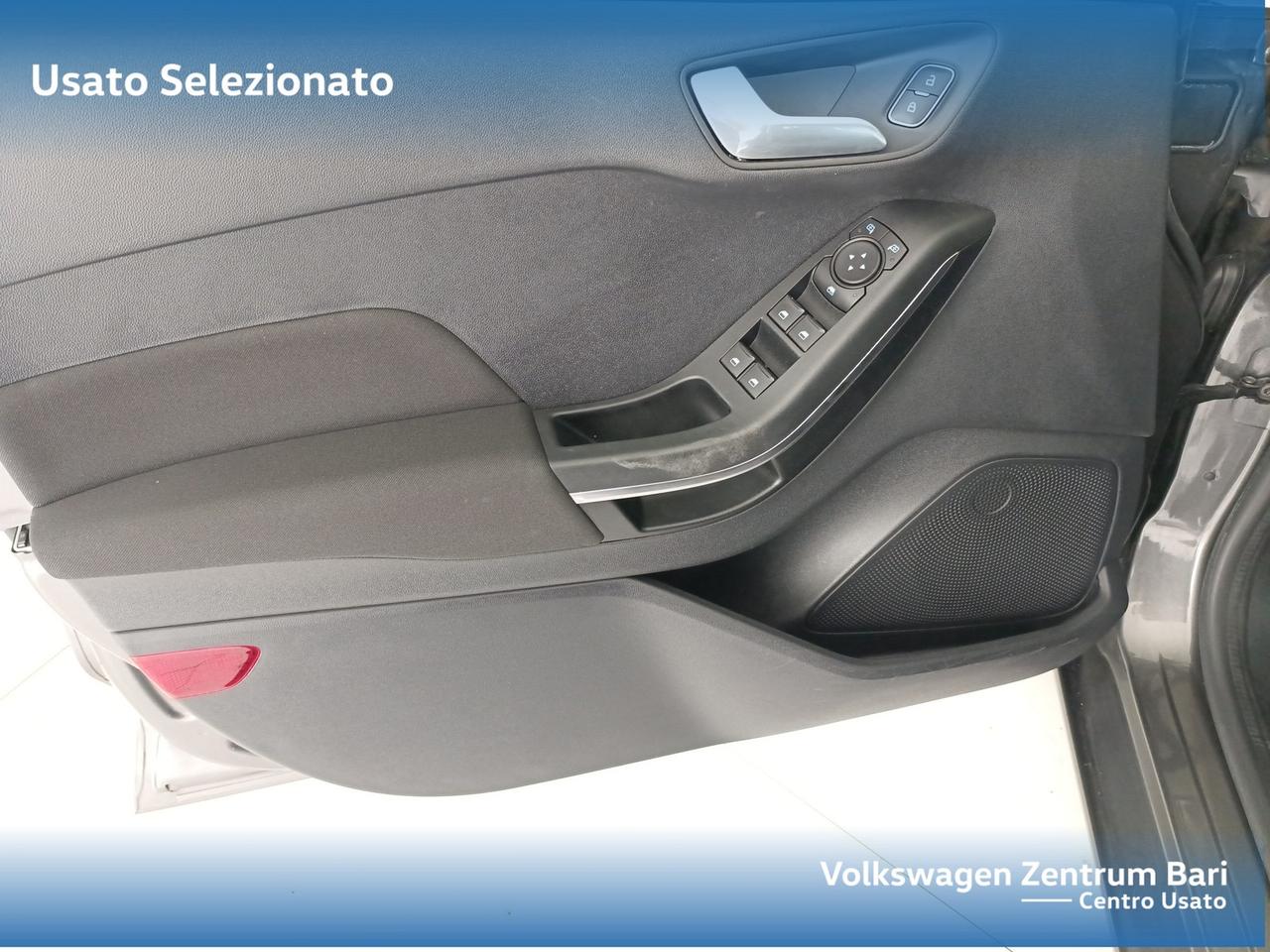 Ford Fiesta 5p 1.1 titanium 75cv