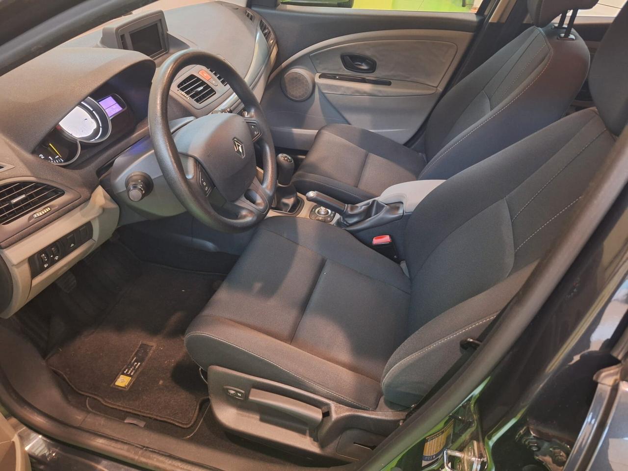 Renault Megane 1.6 benzina