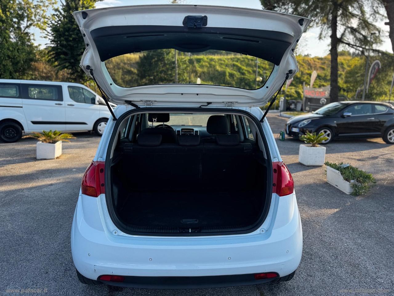 KIA Venga 1.4 CRDi 90 CV Active