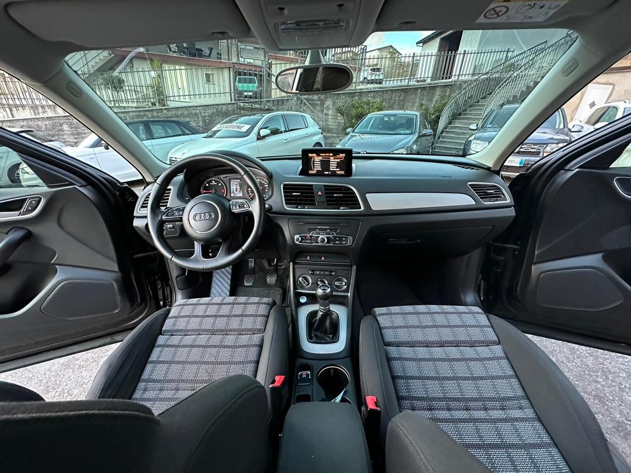 Audi Q3 2.0 TDI S-LINE 140 CV