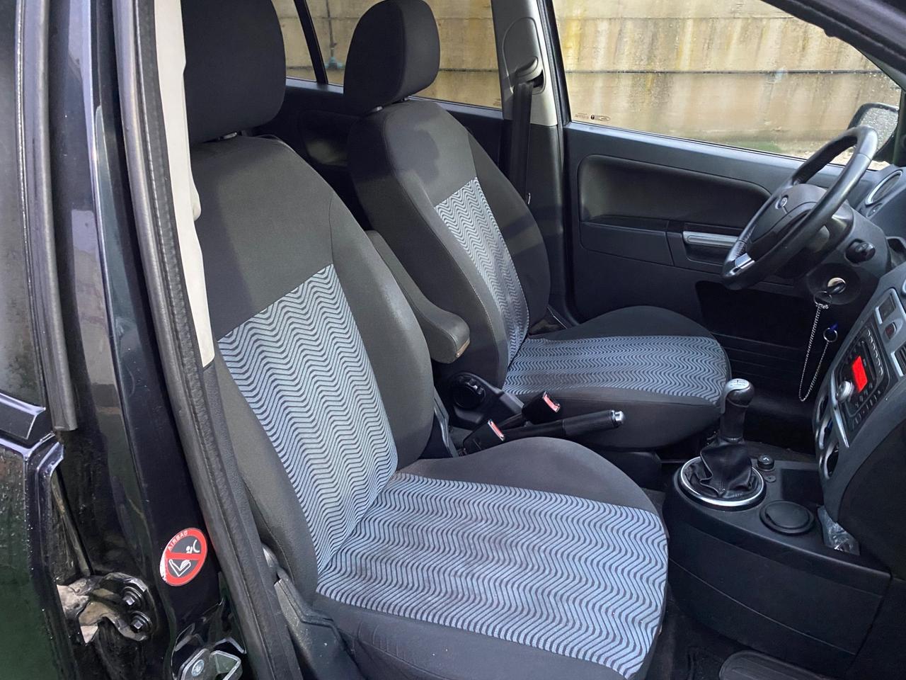 Ford Fusion 1.6 TDCI Titanium Gancio Traino