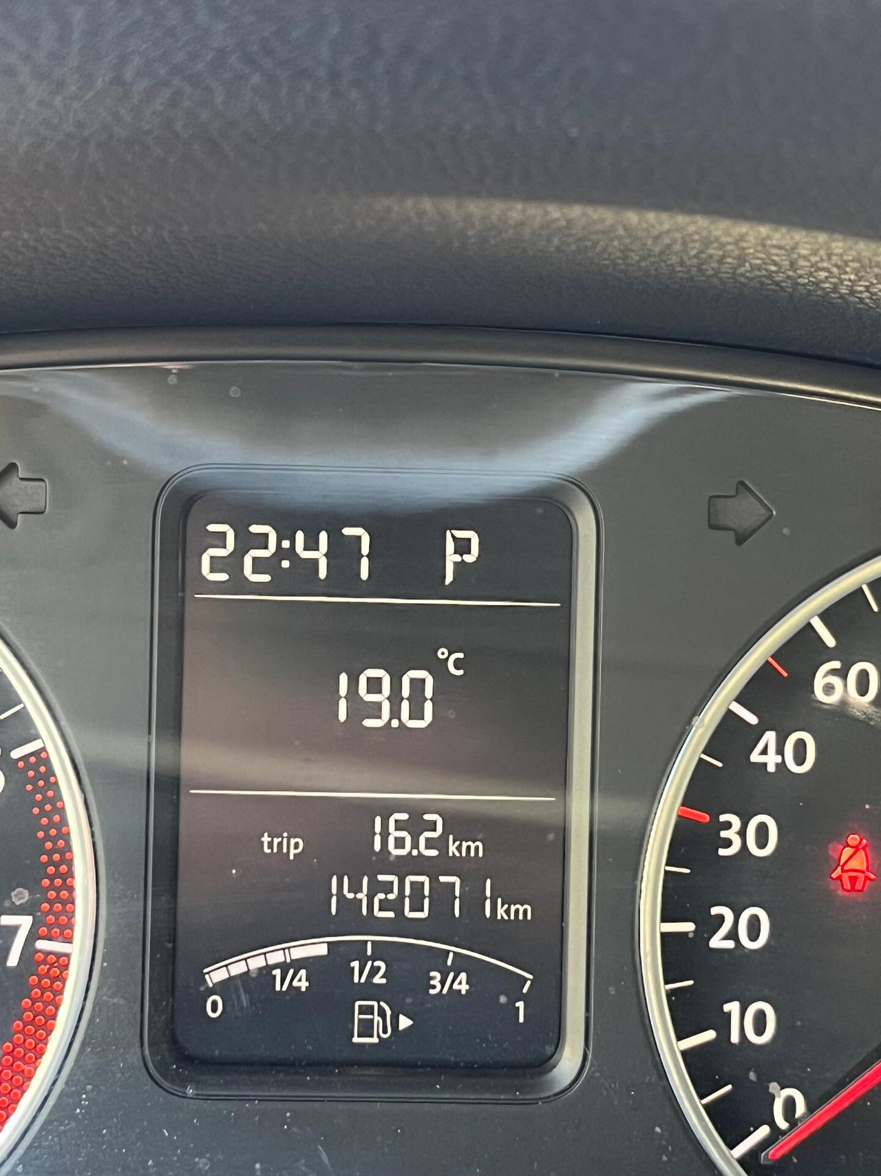 VOLKSWAGEN POLO 1.2 TSI DSG - 5 PORTE - BENZINA - CAMBIO AUTOMATICO - ANCHE PER NEOPATENTATI