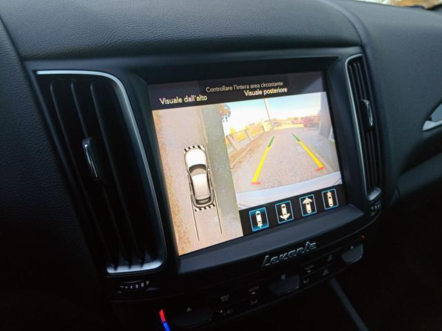 MASERATI Levante V6 Diesel 250 CV AWD Gransport