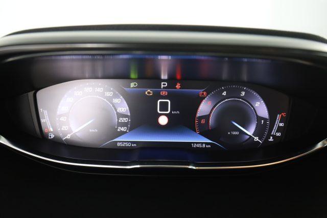 PEUGEOT 3008 3008 BlueHDi 130 EAT8 S&S Business