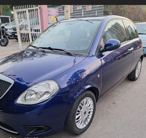 Lancia Ypsilon 1.2 69 CV Argento