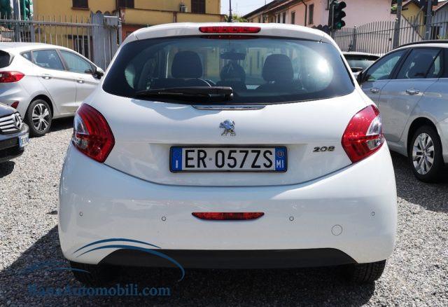 PEUGEOT 208 1.2 5 porte Active NeoPatentati ZeroAnticipo
