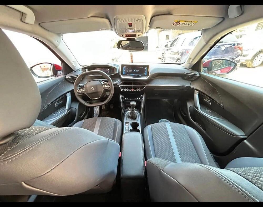 Peugeot 2008 BlueHDi 100 S&S Allure Navi Pack