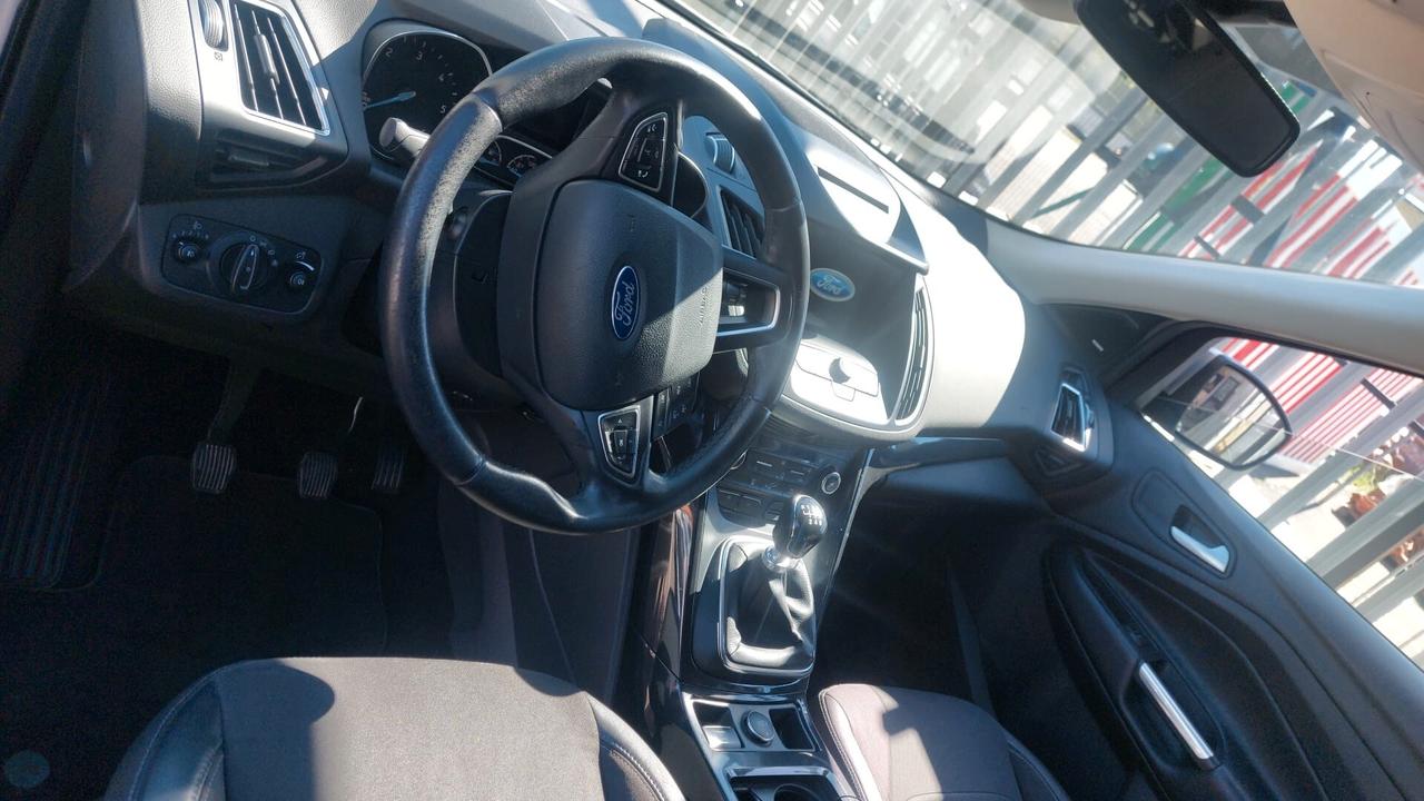 Ford Kuga 1.5 TDCI 120 CV S&S 2WD Titanium