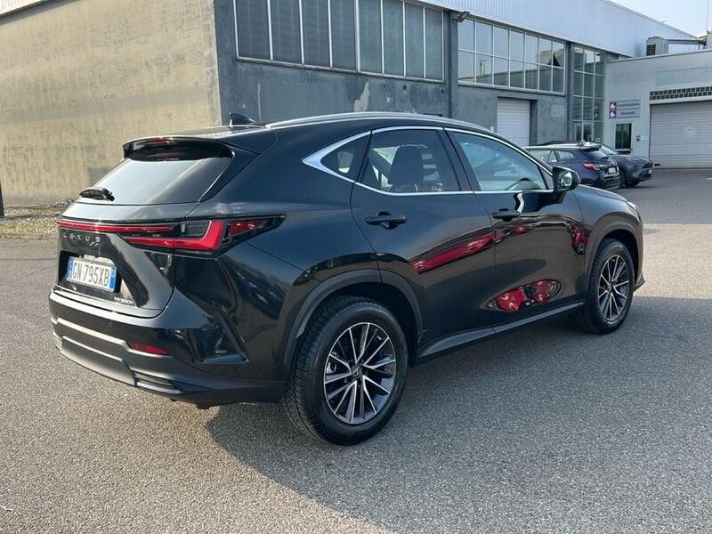 Lexus NX Hybrid Premium+ 4WD