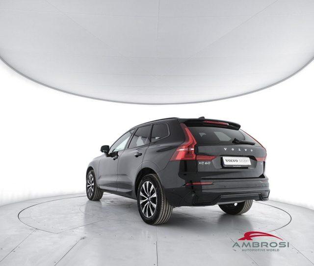 VOLVO XC60 2.0 b5 Plus Dark awd auto