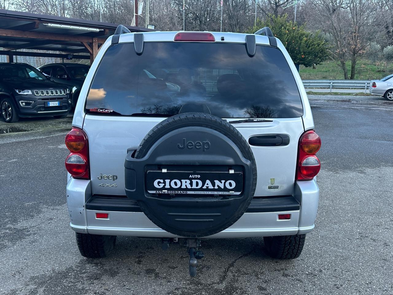 Jeep Cherokee 2.8 CRD Limited gancio traino