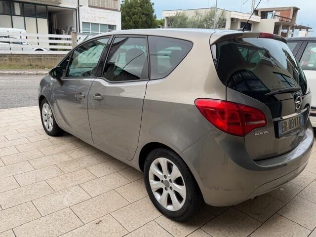 Opel Meriva 1.3 CDTI 95CV ecoFLEX Cosmo ok neopate