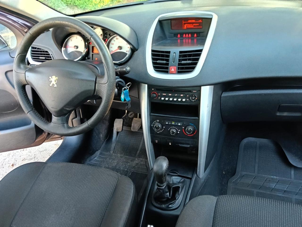 Peugeot 207 1.4 HDi 70CV 5p. Energie