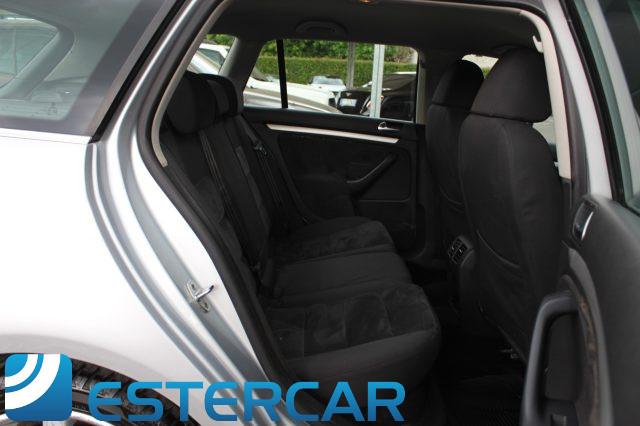 VOLKSWAGEN Golf Variant 6 2.0 TDI DPF DSG Highline