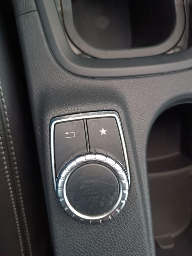 MERCEDES-BENZ B 180 d Automatic Sport