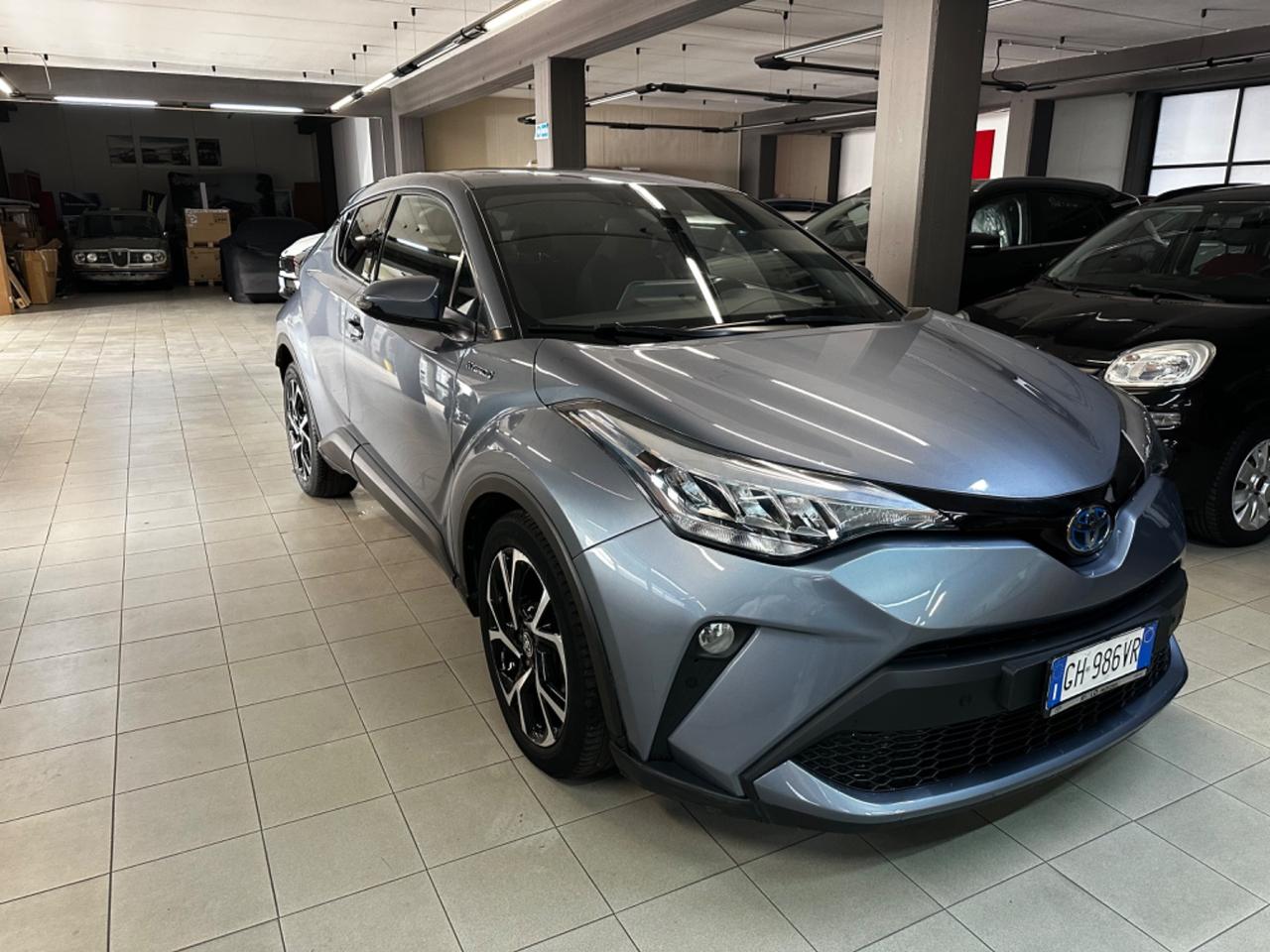 Toyota C-HR 1.8 Hybrid E-CVT Lounge