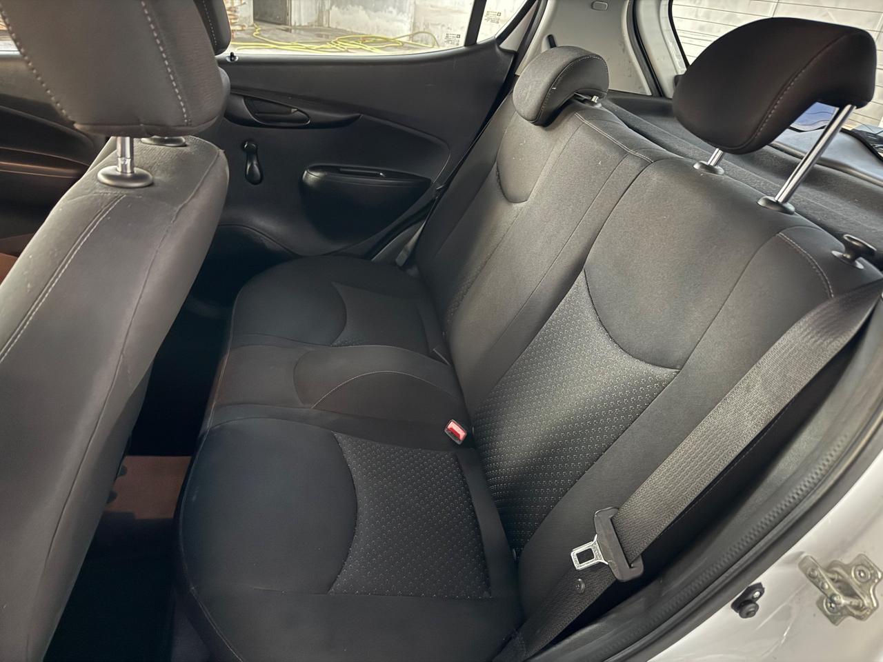 Opel Karl 1.0 73 CV GPL N-Joy