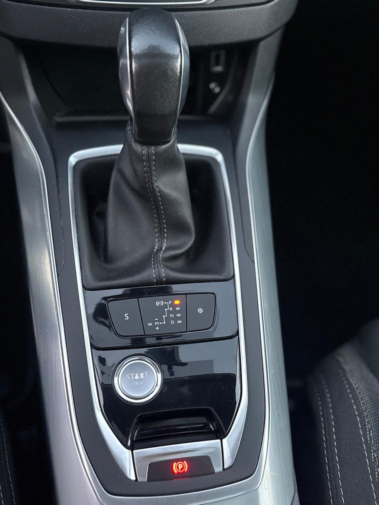 Peugeot 308 BlueHDi 120 S&S EAT6 GT Line