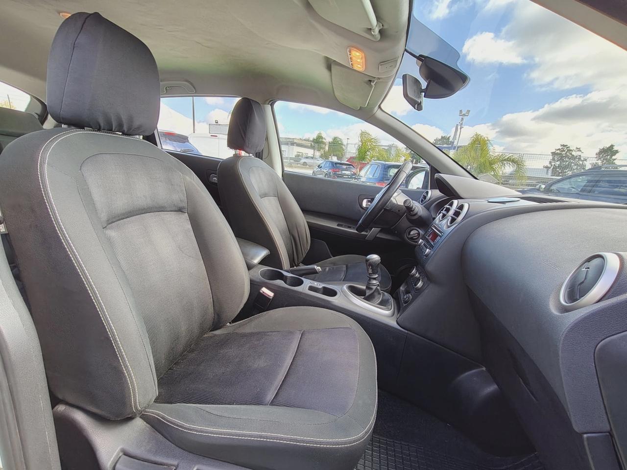 Nissan Qashqai 1.6 dCi DPF Tekna - 2012