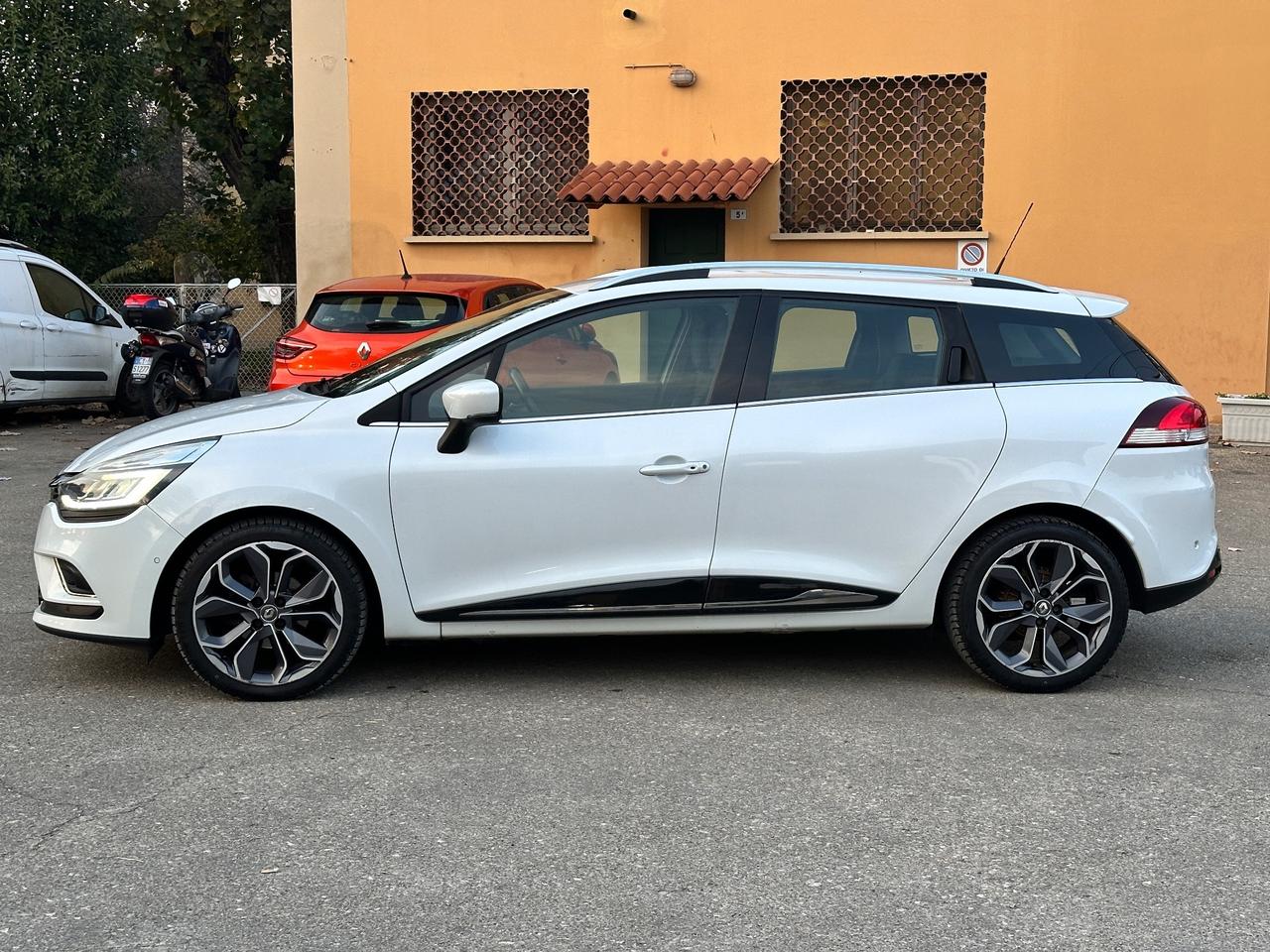 Renault Clio dCi 8V 90CV Start&Stop 5 porte cambio automatico
