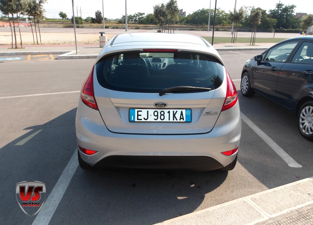 FORD FIESTA 1.2 BENZ-2011-GARANZIA FULL
