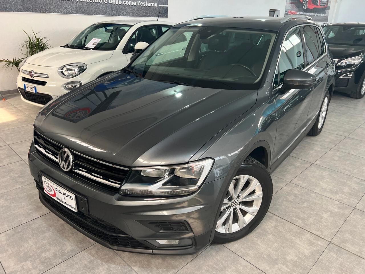 Volkswagen Tiguan 1.6 116 CV - Business BlueMotion Technology - 2019