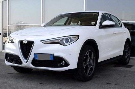 Alfa Romeo Stelvio 2.2 Turbodiesel 210 CV AT8 Q4 Super