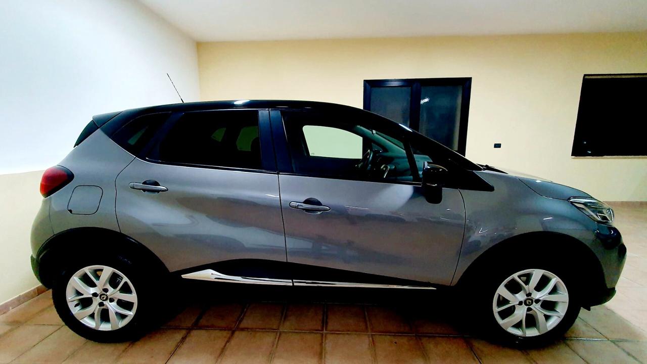 Captur TCe 12V 90 CV Business AZIENDALE PERFETTA