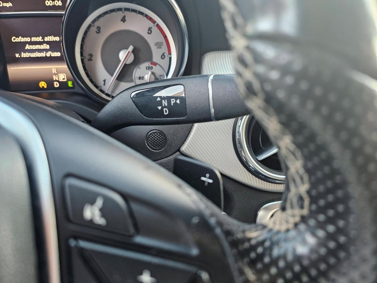 MERCEDES GLA 200CDI 136CV SPORT PREMIUM AUTOMATIK