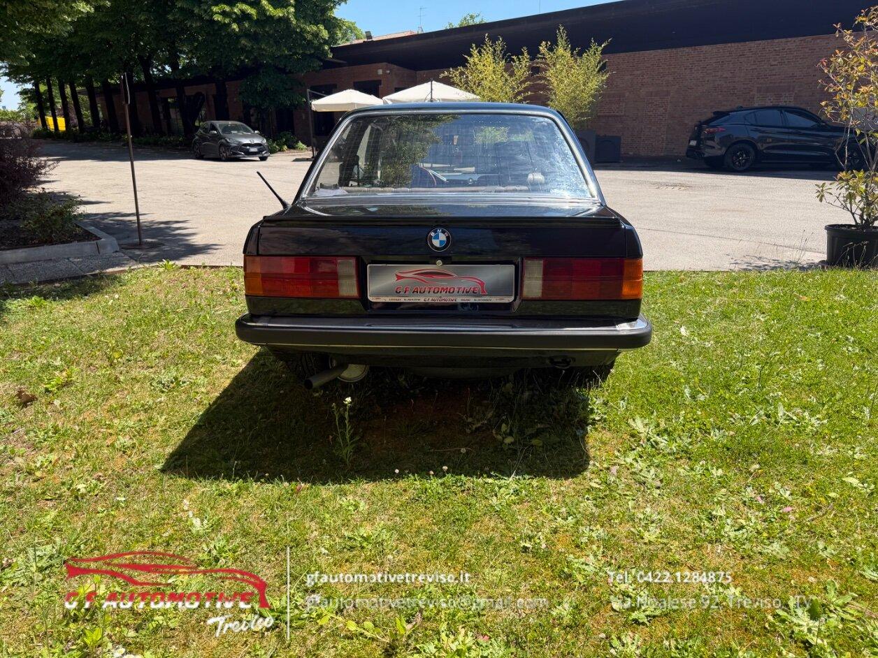 BMW 316 i 2p