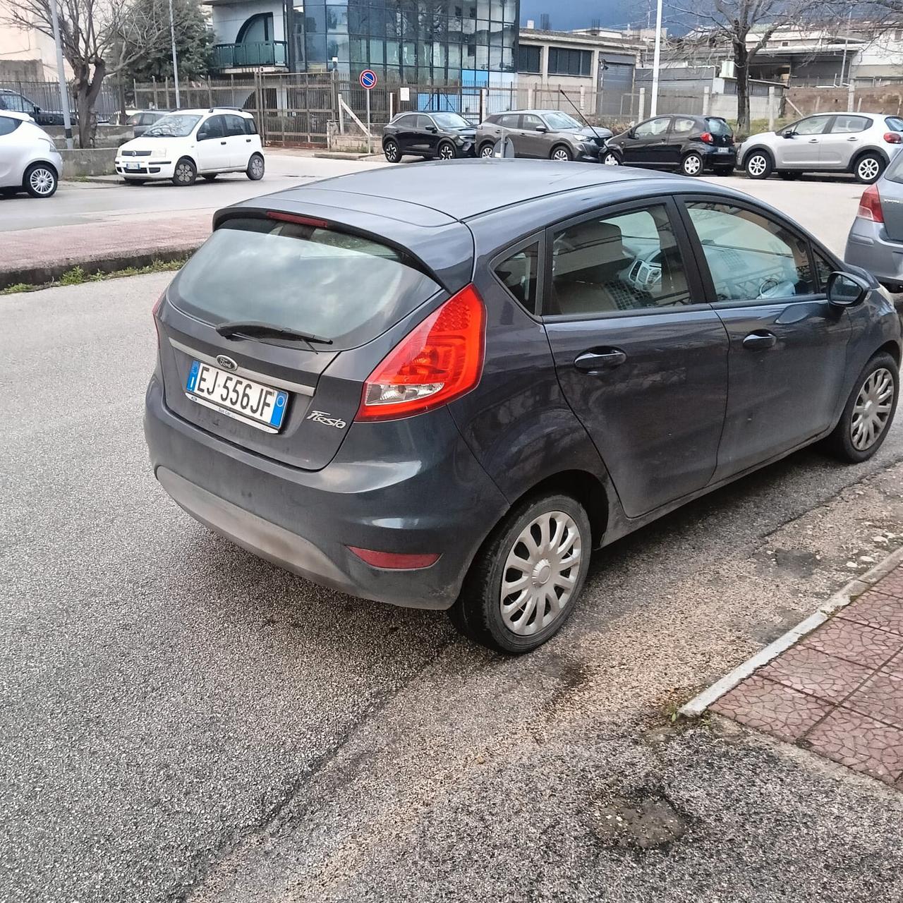 Ford Fiesta Fiesta 1.4 5 porte Bz.- GPL