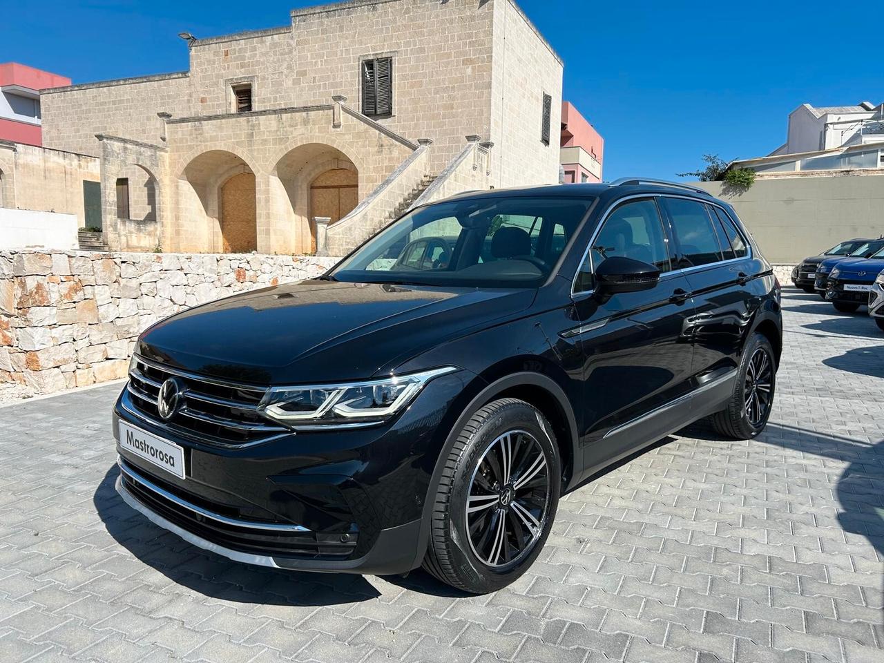 Volkswagen Tiguan 2.0 TDI 150 CV SCR DSG Elegance