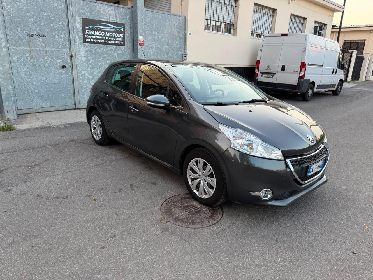 Peugeot 208 PureTech 82 5 porte Allure