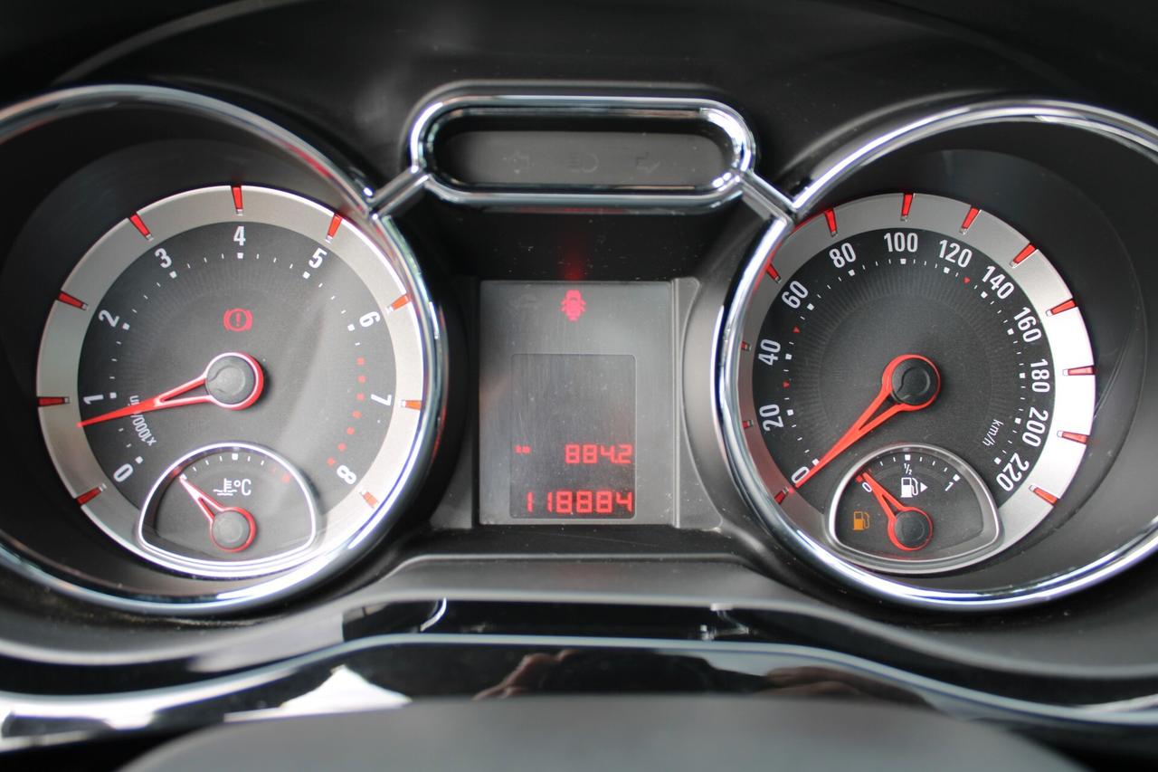 Opel Adam Rocks 1.2 70 CV Air