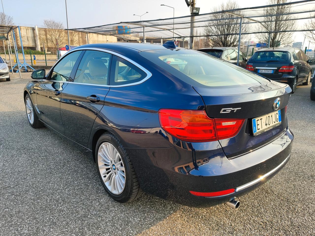 Bmw 320 320d GT Luxury
