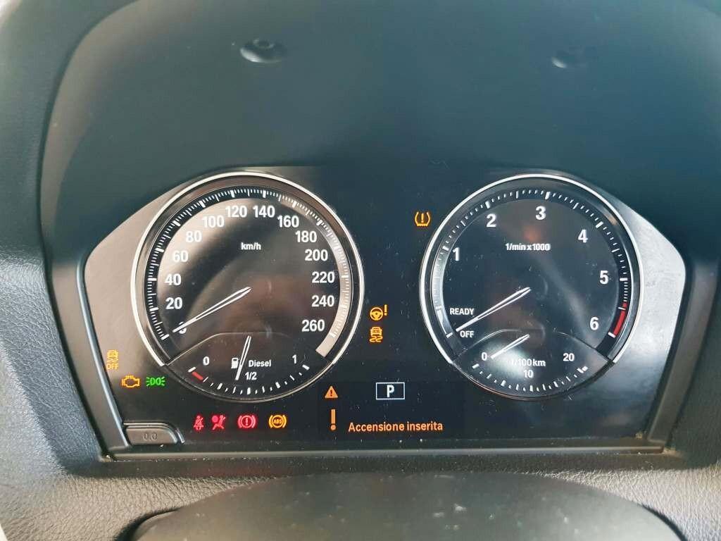 Bmw 118 118d 5p. Advantage