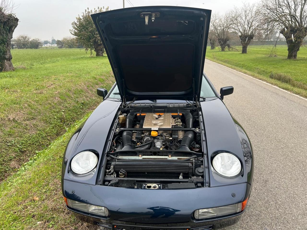 Porsche 928 cat S4 automatica