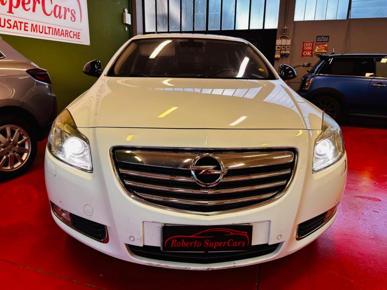 Opel Insignia 2.0 Turbo 220CV Benzina - GPL