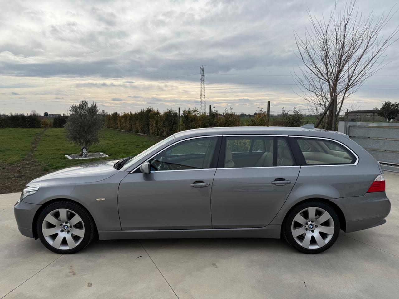 Bmw 520I Touring Futura E61