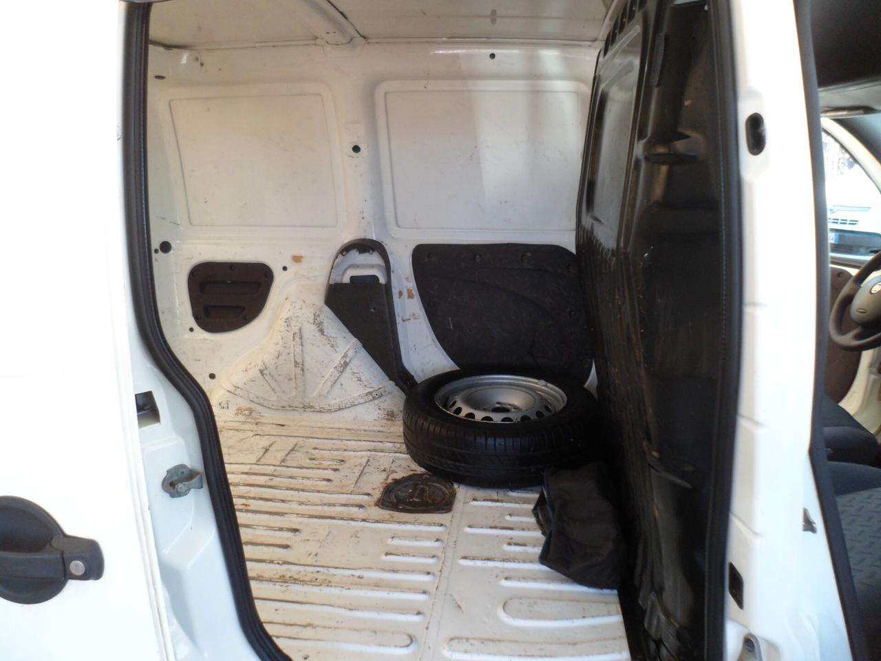 Fiat Doblo 1.3 MJT furgone Cargo 09
