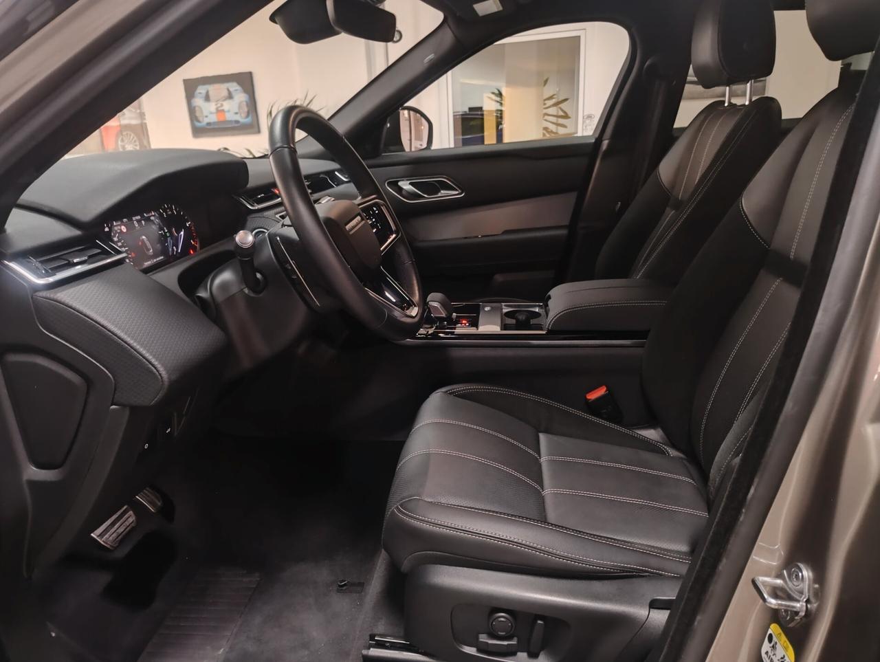 Land Rover Range Velar 3.0D l6 300 CV R-Dynamic SE