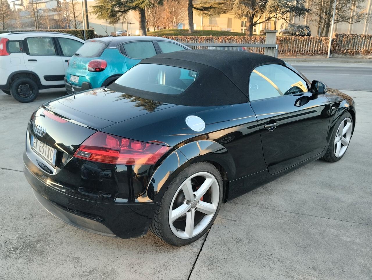 Audi TT Roadster 2.0 TDI quattro S-Line