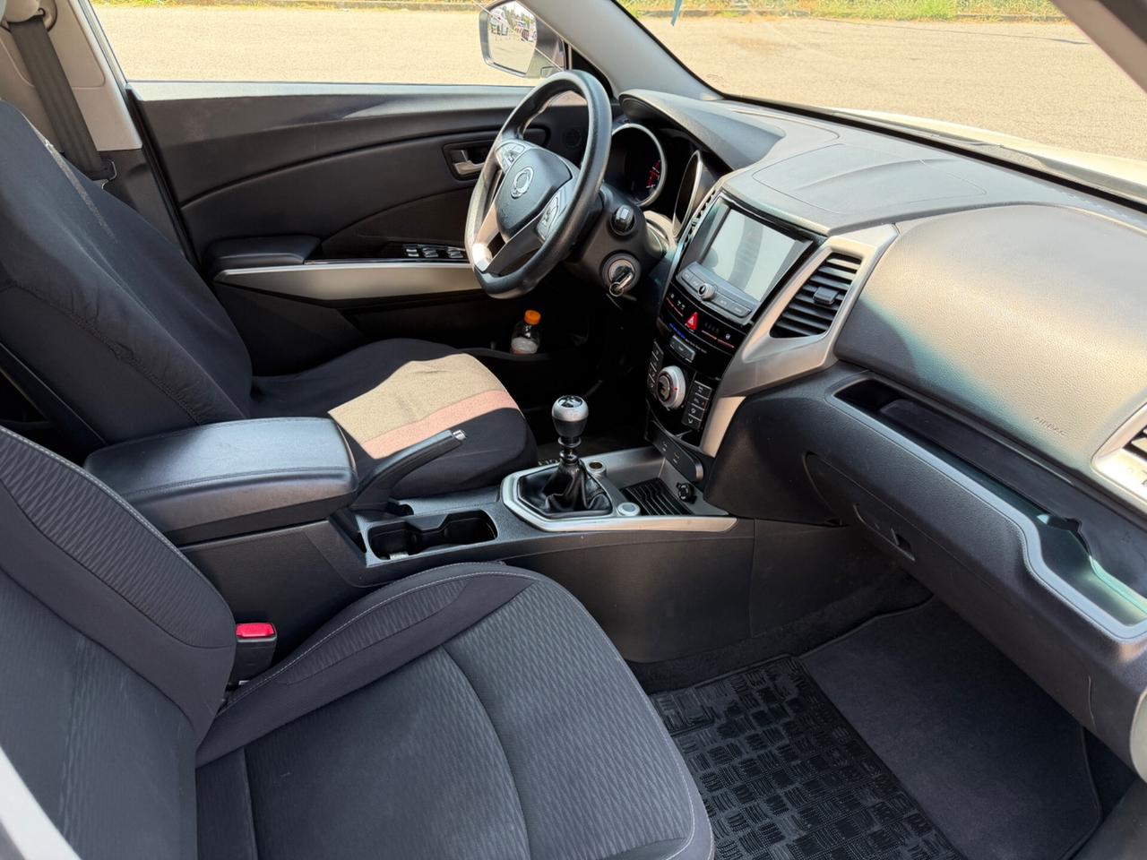 Ssangyong Tivoli 1.6d 2017 130 mila km garanzia 12 mesi