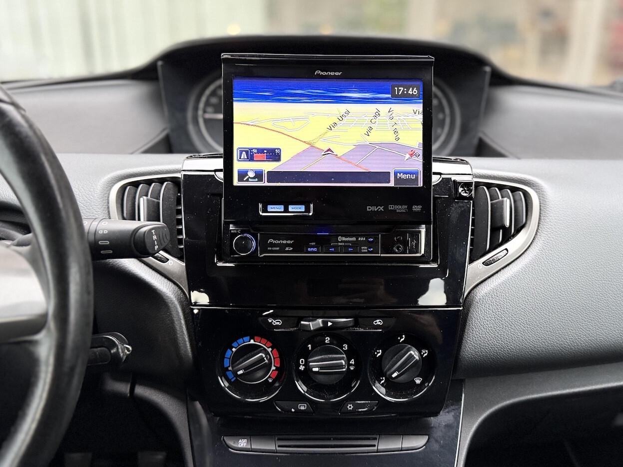 Lancia Ypsilon 1.2 Benzina 69CV E5 Neo. - 2012