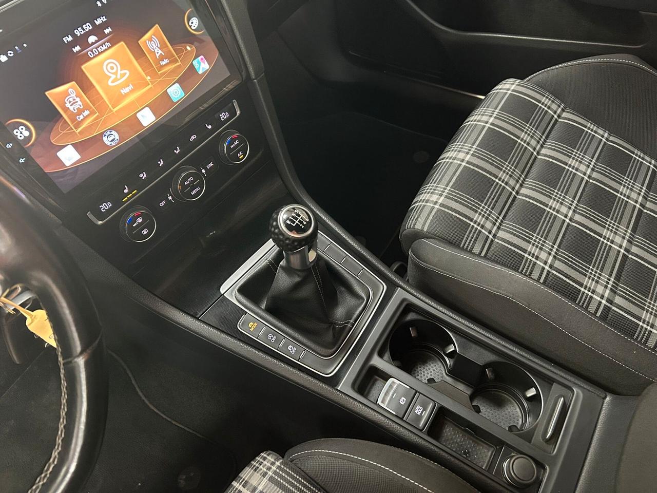 Volkswagen Golf GTD 2.0 TDI 5p. BlueMotion Technology