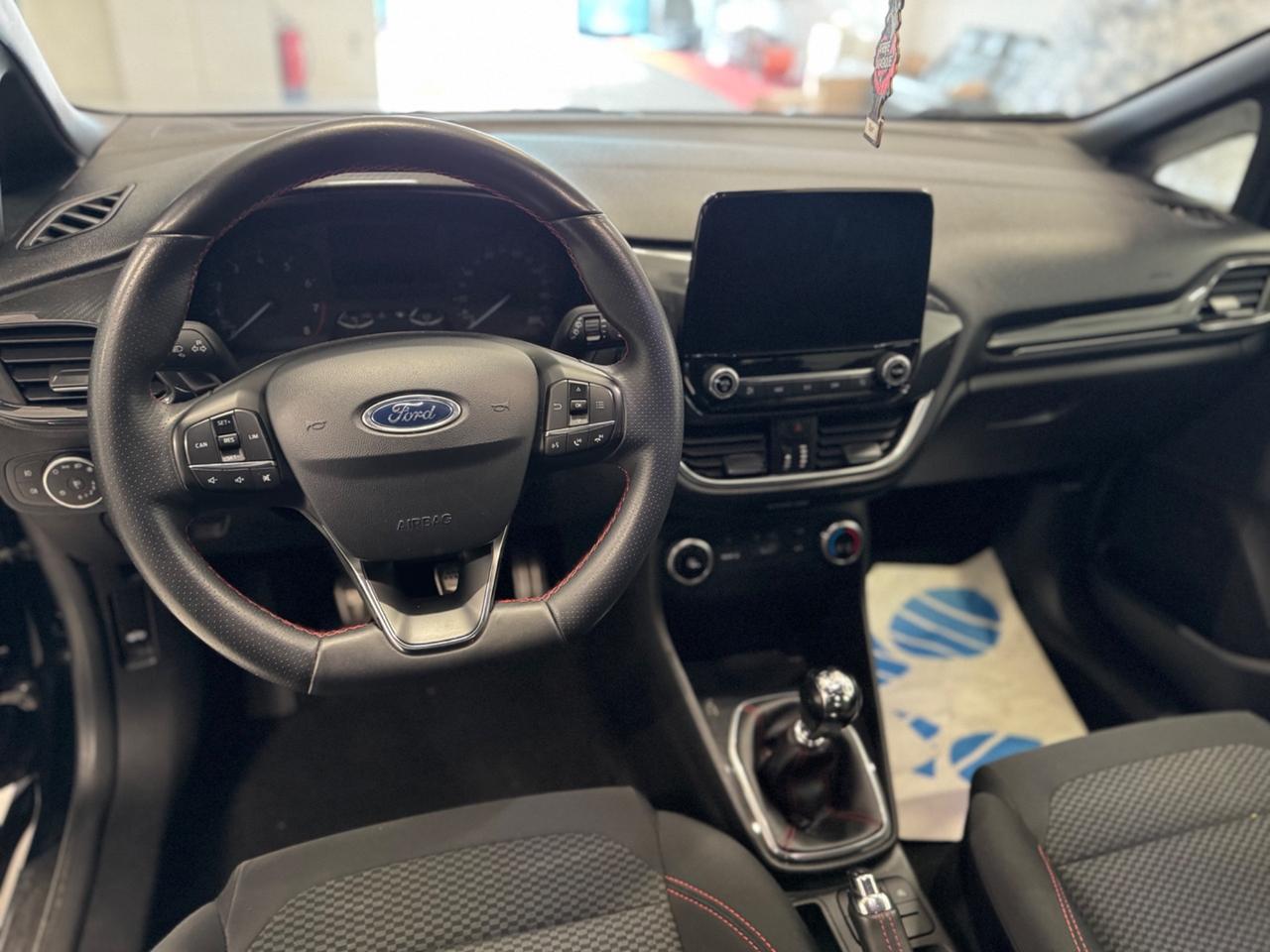Ford Fiesta 5p Vignale NEOPATENTATI