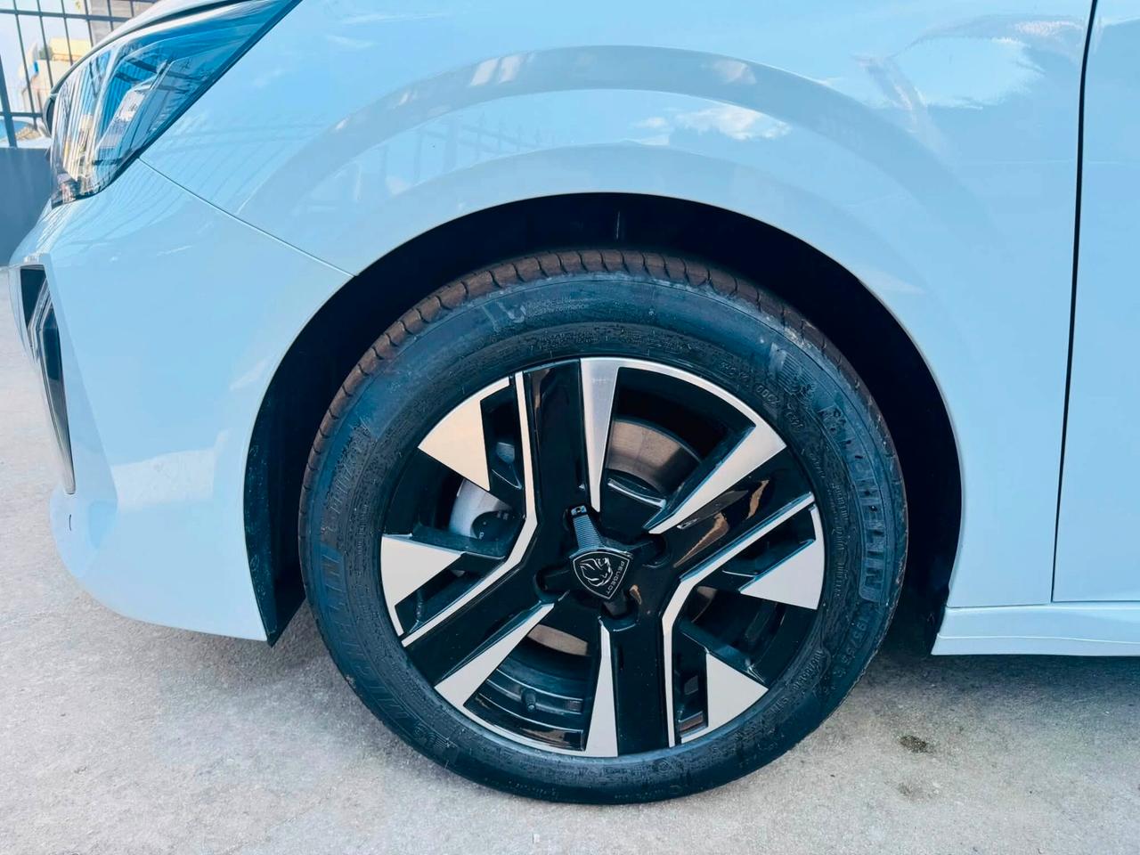 Peugeot 208 Hybrid 110 e-DCS6 Allure
