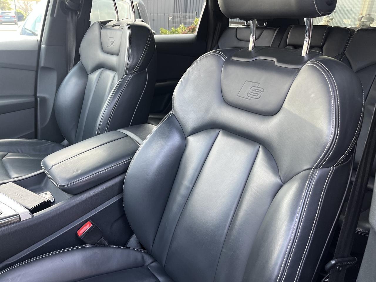 AUDI Q 7 3000 TDI 272 CV S.LINE ( GANCIO TRAINO )